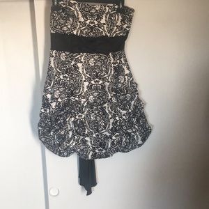 Black and white mini strapless dress